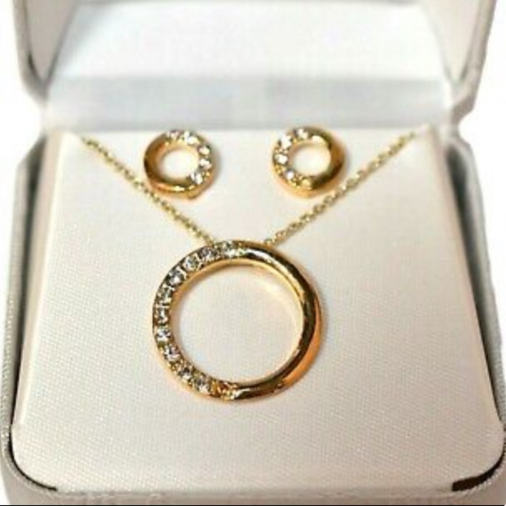 Social Gallery Gold-tone Necklace Set